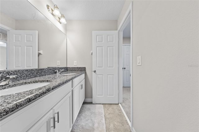 8012 BLUEJACK OAK DRIVE, Winter Garden, FL 34787