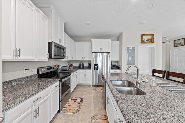 8012 BLUEJACK OAK DRIVE, Winter Garden, FL 34787