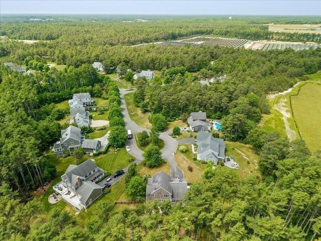 22 Red Pine Ln, Wareham, MA 02571