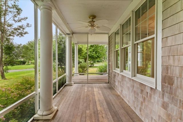 22 Red Pine Ln, Wareham, MA 02571