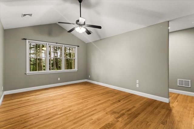 22 Red Pine Ln, Wareham, MA 02571