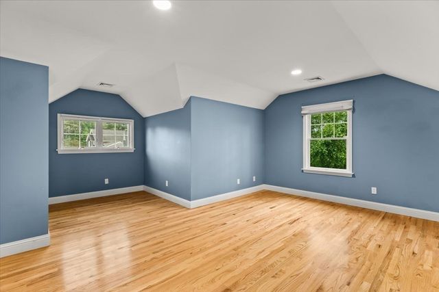 22 Red Pine Ln, Wareham, MA 02571