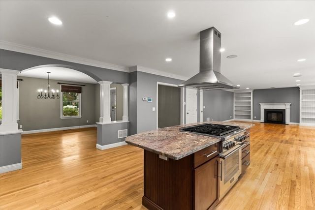 22 Red Pine Ln, Wareham, MA 02571