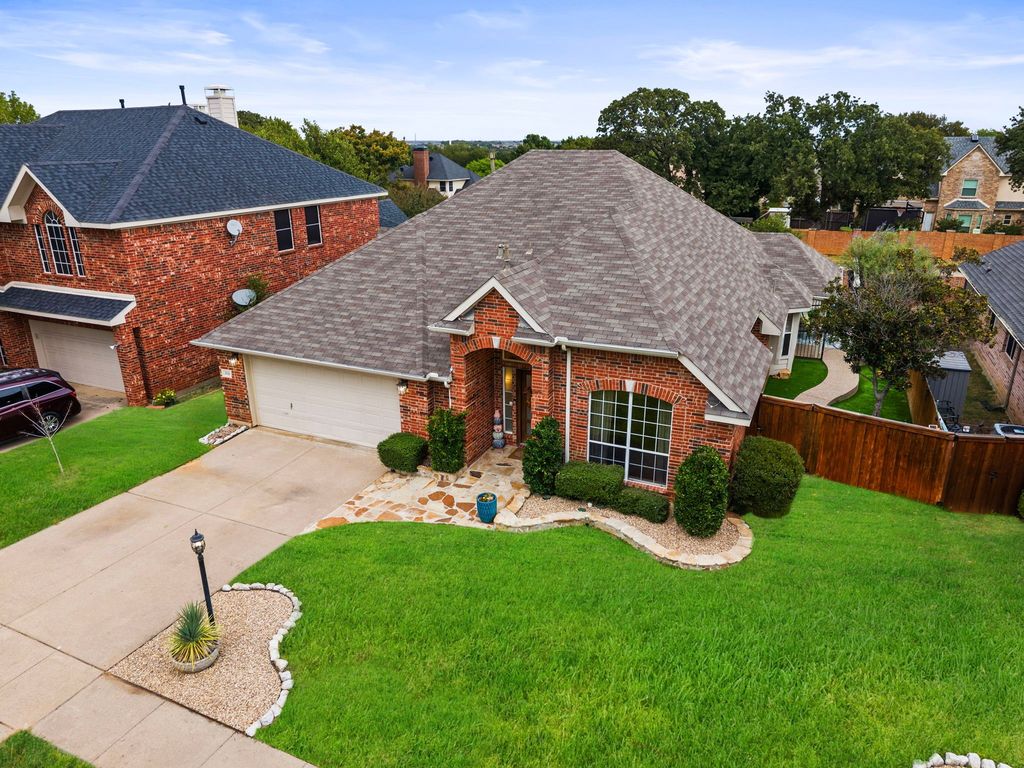 1112 Wentwood Drive, Corinth, TX 76210 — photo 3