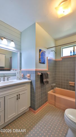 516 Bostwick Avenue, Daytona Beach, FL 32118