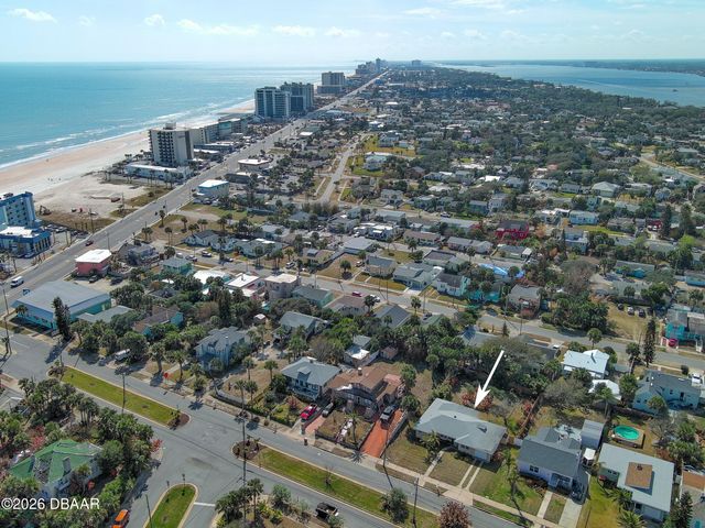 516 Bostwick Avenue, Daytona Beach, FL 32118