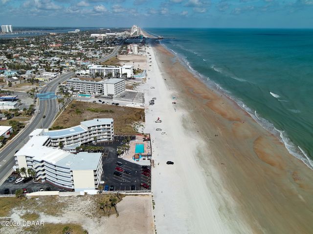 516 Bostwick Avenue, Daytona Beach, FL 32118