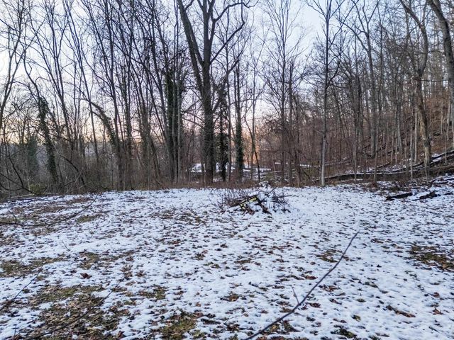 2082 Miller Road, Huntington, WV 25701