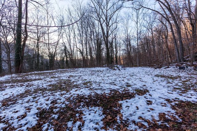 2082 Miller Road, Huntington, WV 25701