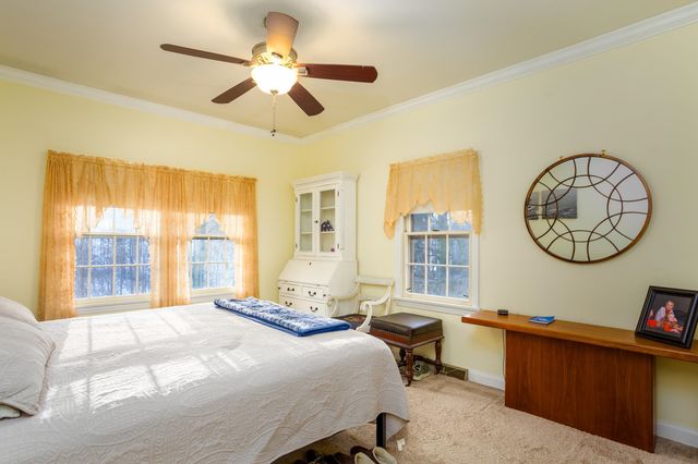 2082 Miller Road, Huntington, WV 25701