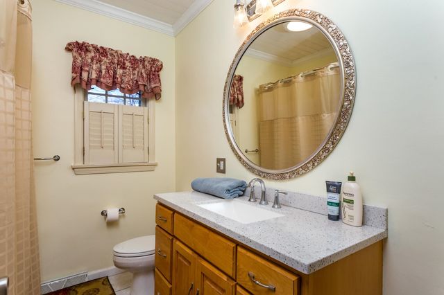 2082 Miller Road, Huntington, WV 25701