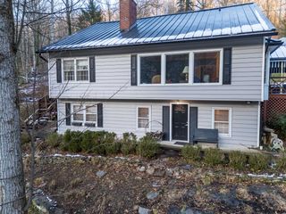 2082 Miller Road, Huntington, WV 25701