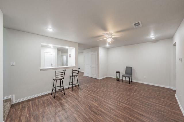 6217 Wilhitte Drive, Arlington, TX 76001