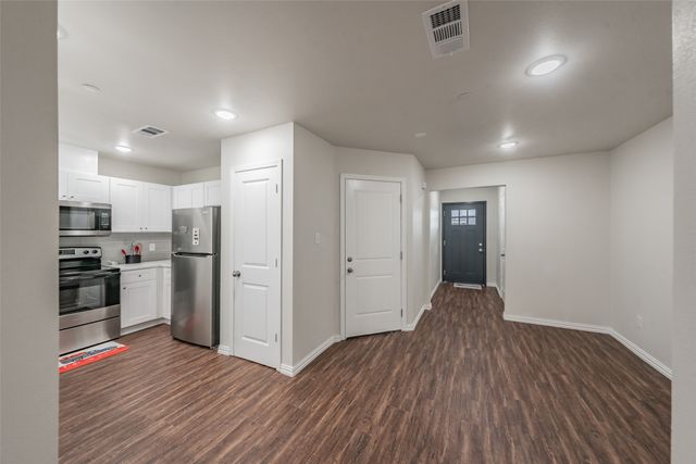 6217 Wilhitte Drive, Arlington, TX 76001