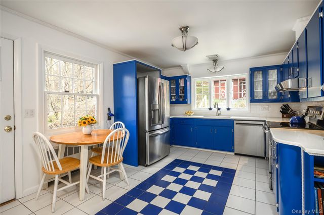 15 Stephenson Terrace, Briarcliff Manor, NY 10510