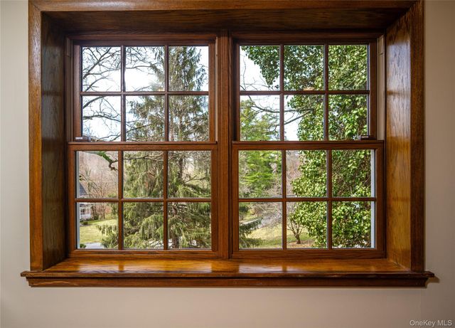 15 Stephenson Terrace, Briarcliff Manor, NY 10510