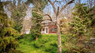 15 Stephenson Terrace, Briarcliff Manor, NY 10510