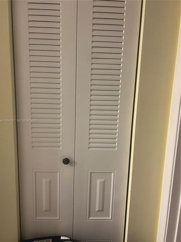 13455 SW 9th Ct 112J, Pembroke Pines, FL 33027