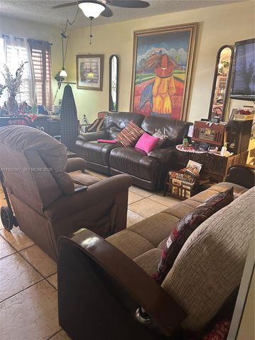 13455 SW 9th Ct 112J, Pembroke Pines, FL 33027