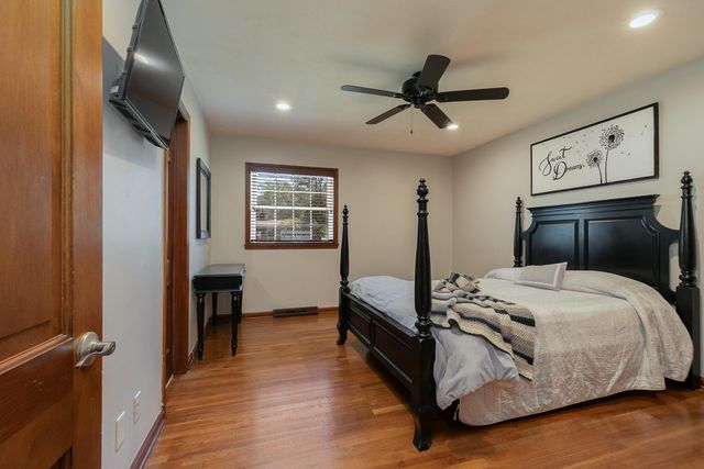 2337 S Mayfair Avenue, Springfield, MO 65804