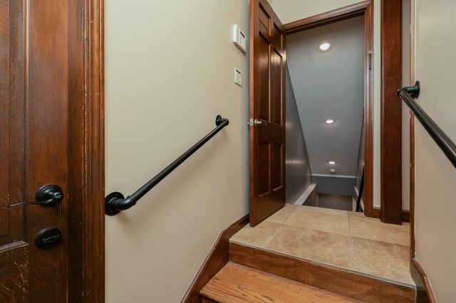 2337 S Mayfair Avenue, Springfield, MO 65804