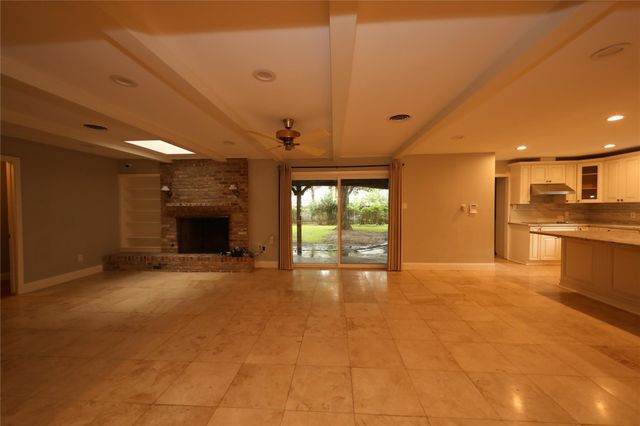 5151 Birdwood Road, Houston, TX 77096