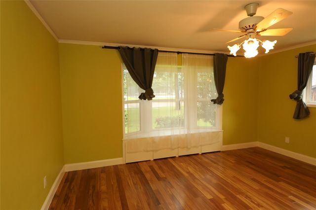 5151 Birdwood Road, Houston, TX 77096