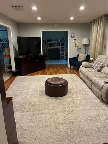 5151 Birdwood Road, Houston, TX 77096