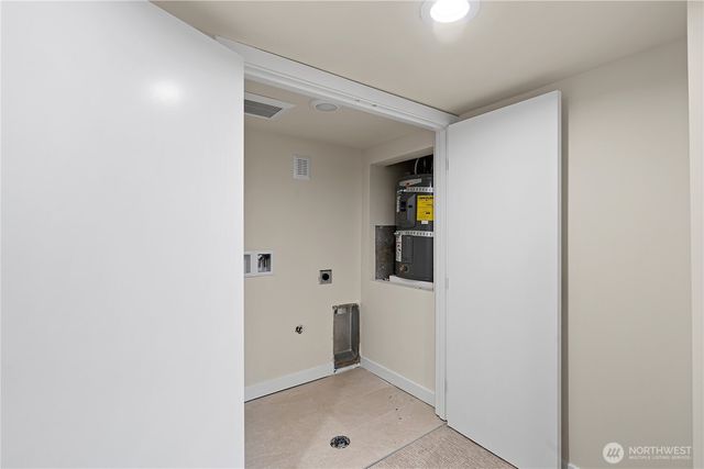 8045 19th Avenue NE, Seattle, WA 98115