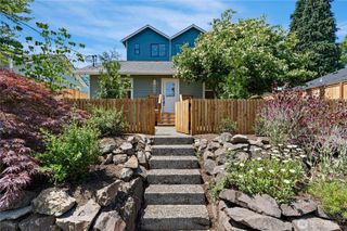 8045 19th Avenue NE, Seattle, WA 98115