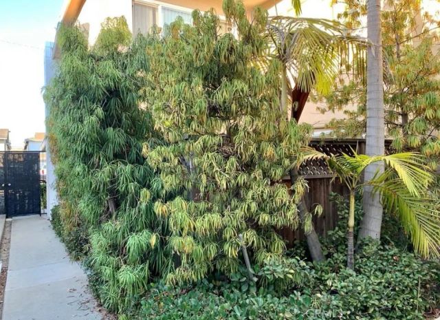 1222 Amethyst Street B, Redondo Beach, CA 90277