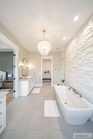 6775 S 46th E, Idaho Falls, ID 83406