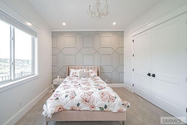 6775 S 46th E, Idaho Falls, ID 83406