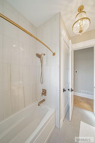 6775 S 46th E, Idaho Falls, ID 83406