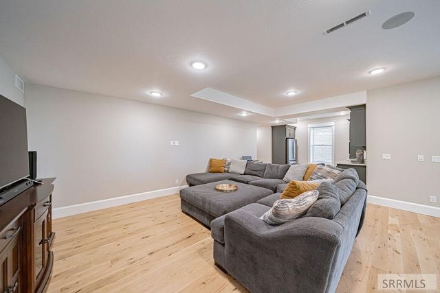 6775 S 46th E, Idaho Falls, ID 83406