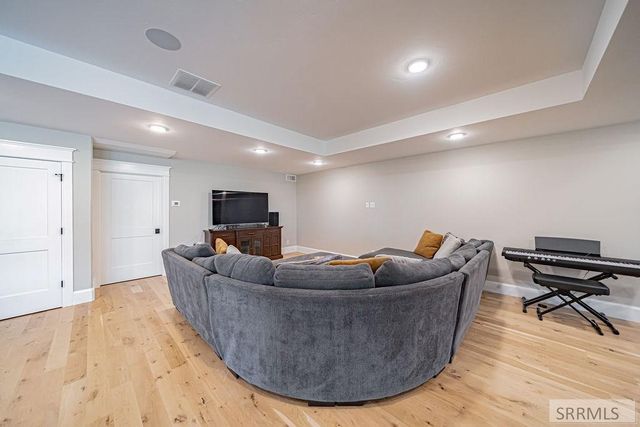 6775 S 46th E, Idaho Falls, ID 83406