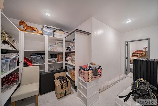 6775 S 46th E, Idaho Falls, ID 83406