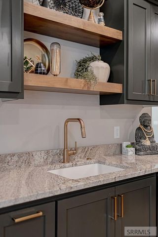 6775 S 46th E, Idaho Falls, ID 83406