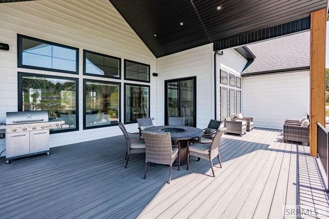 6775 S 46th E, Idaho Falls, ID 83406