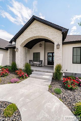 6775 S 46th E, Idaho Falls, ID 83406