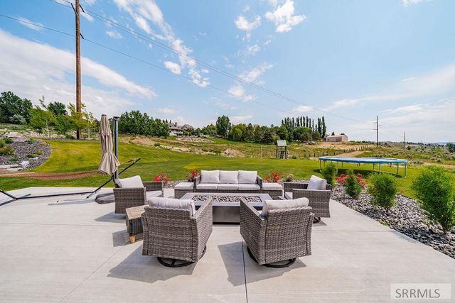 6775 S 46th E, Idaho Falls, ID 83406