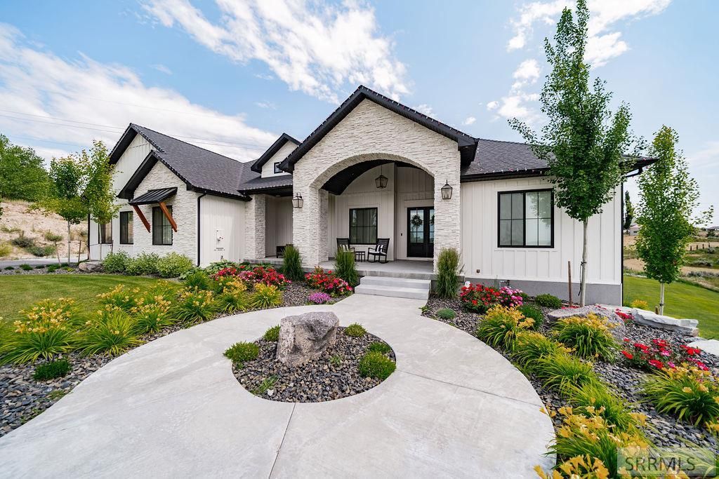 6775 S 46th E, Idaho Falls, ID 83406