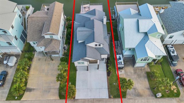425 Amanda Circle, Tiki Island, TX 77554