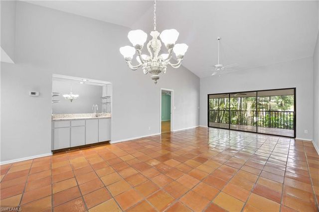 1826 Kings Lake BLVD # 203, Naples, FL 34112