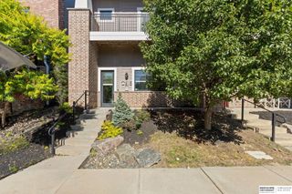 815 S 31st Street, Omaha, NE 68105