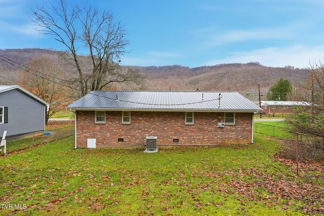 2222 East 3rd Avenue, Big Stone Gap, VA 24219