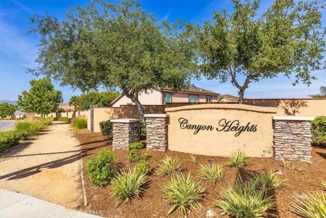 28984 Escalante Road, Menifee, CA 92587