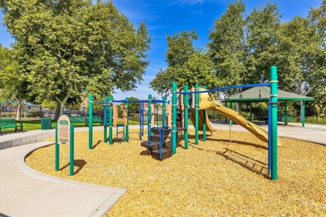 28984 Escalante Road, Menifee, CA 92587
