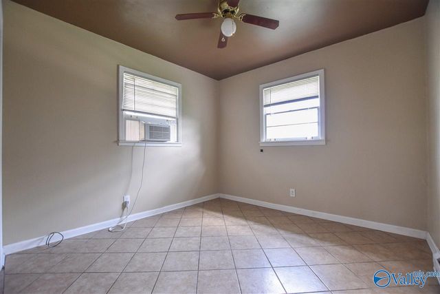 1512 Oakwood Avenue 3, Huntsville, AL 35811