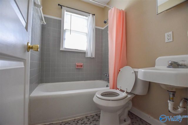 1512 Oakwood Avenue 3, Huntsville, AL 35811